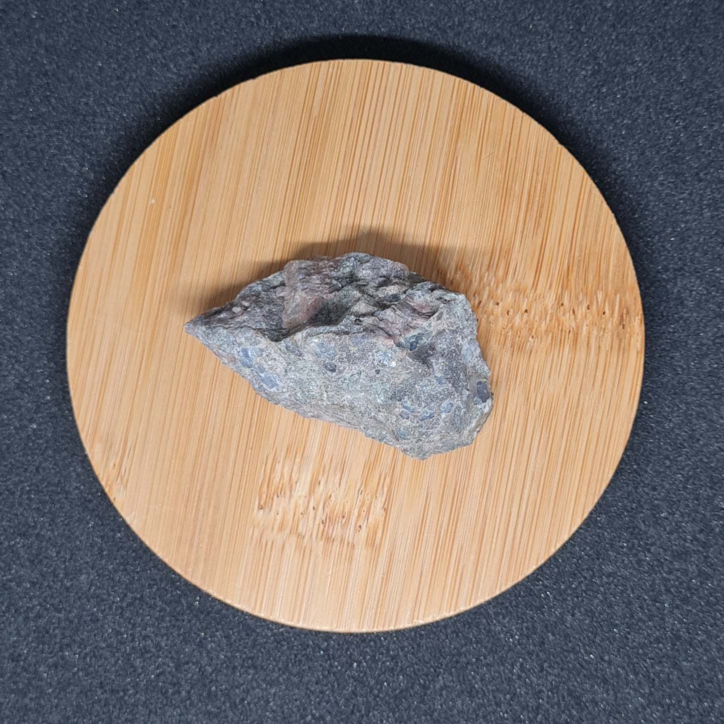 RHYOLITE BRUTE (Moyenne)