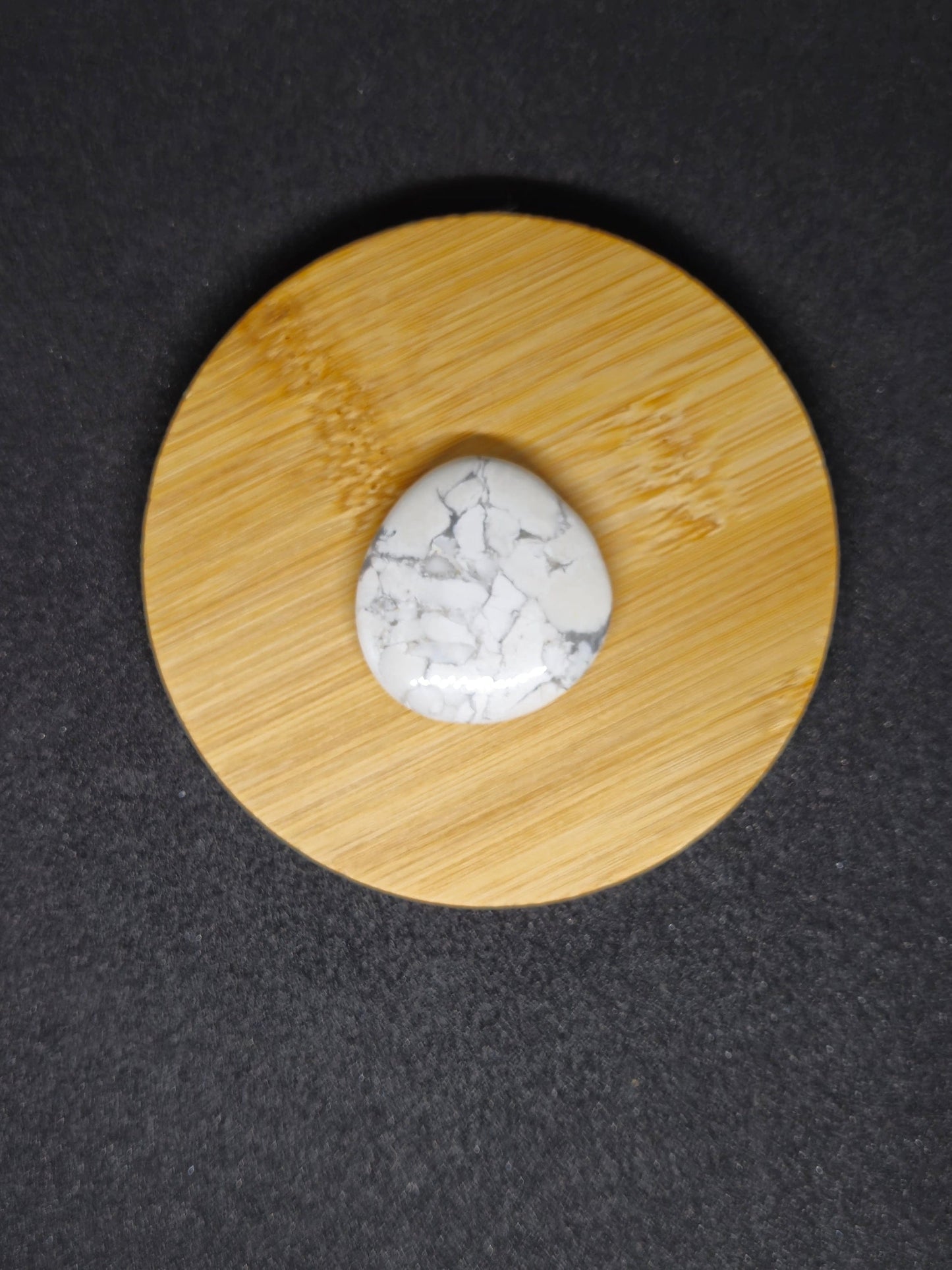 GALET HOWLITE BLANCHE