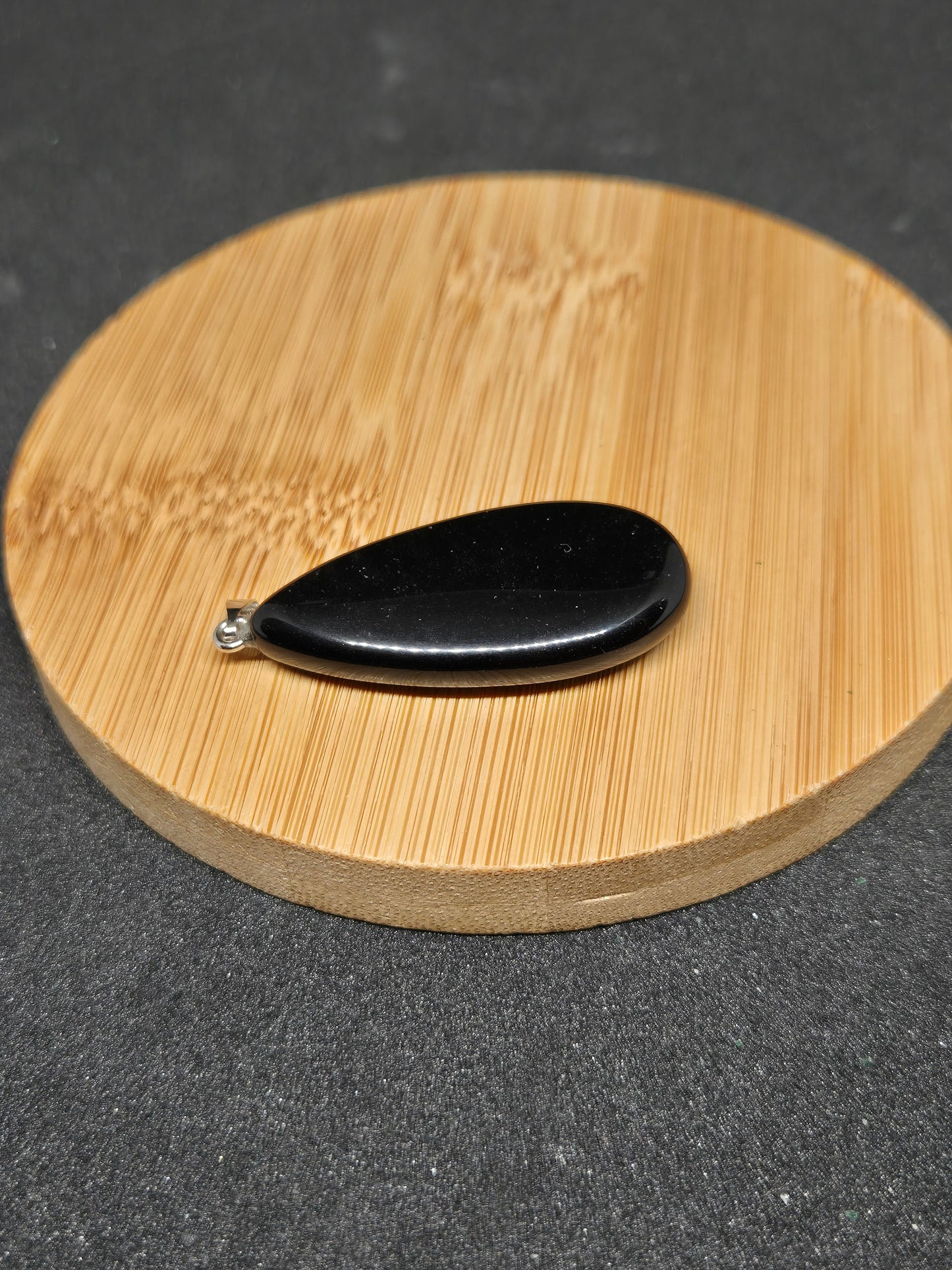 PENDENTIF GOUTTE ONYX