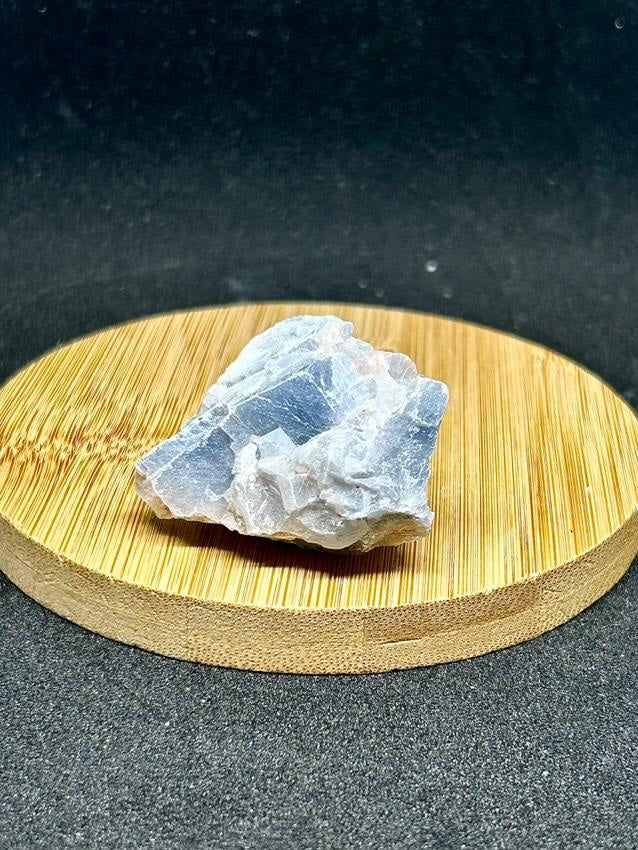 PIERRE BRUTE CALCITE BLEUE MEXIQUE (Moyenne)