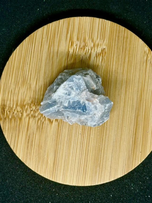 PIERRE BRUTE CALCITE BLEUE MEXIQUE (Moyenne)