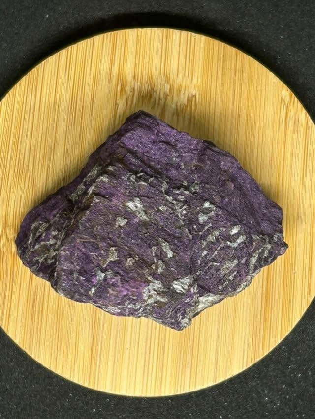 PIERRE BRUTE PURPURITE (Grande)