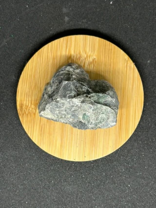 ÉMERAUDE BRUTE (Grande)